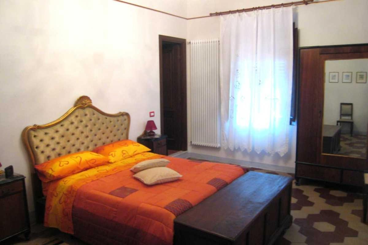 فندق A Casa Di Antonio لوكا المظهر الخارجي الصورة